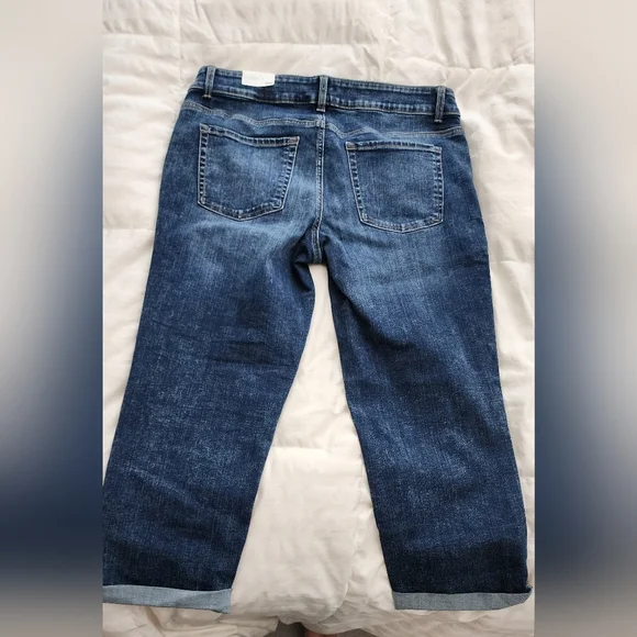 JEANS - Picture 2 of 3